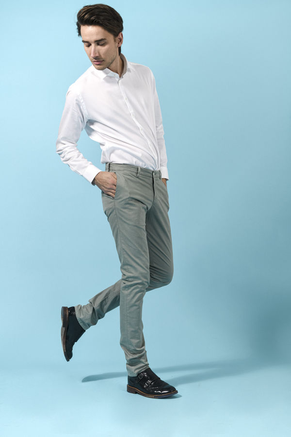 White shirt: Mr Manchette
